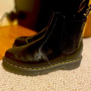 Doc martens chelsea boot